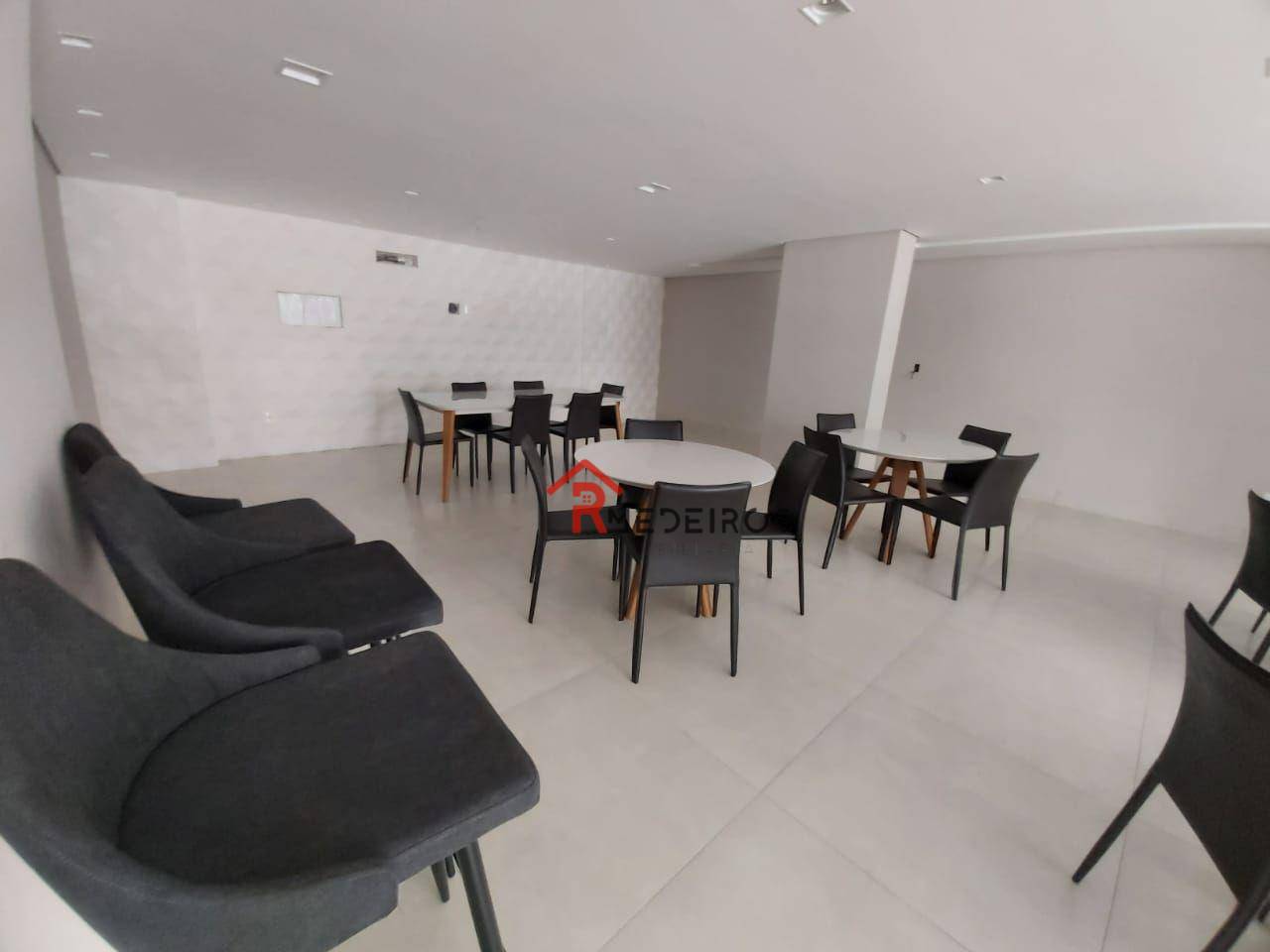 Apartamento à venda com 3 quartos, 162m² - Foto 24