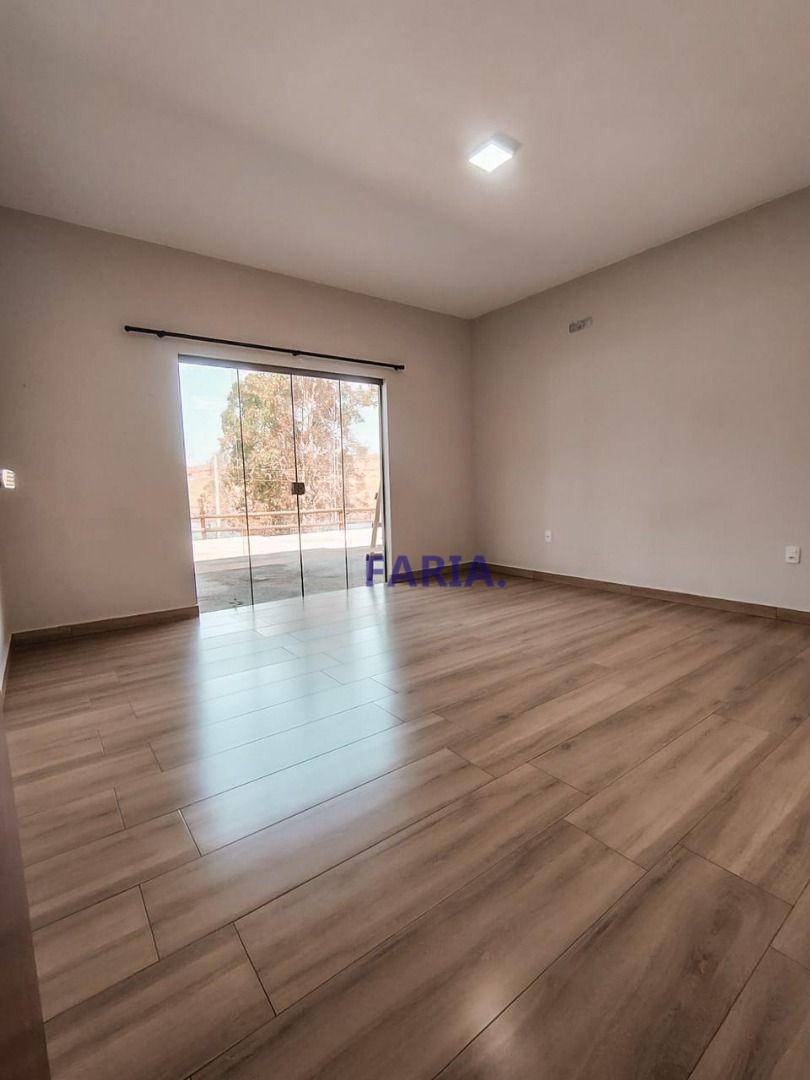Casa à venda com 2 quartos, 152m² - Foto 6