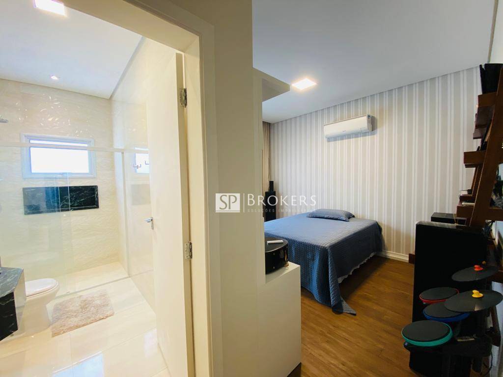 Casa de Condomínio à venda com 4 quartos, 360m² - Foto 14