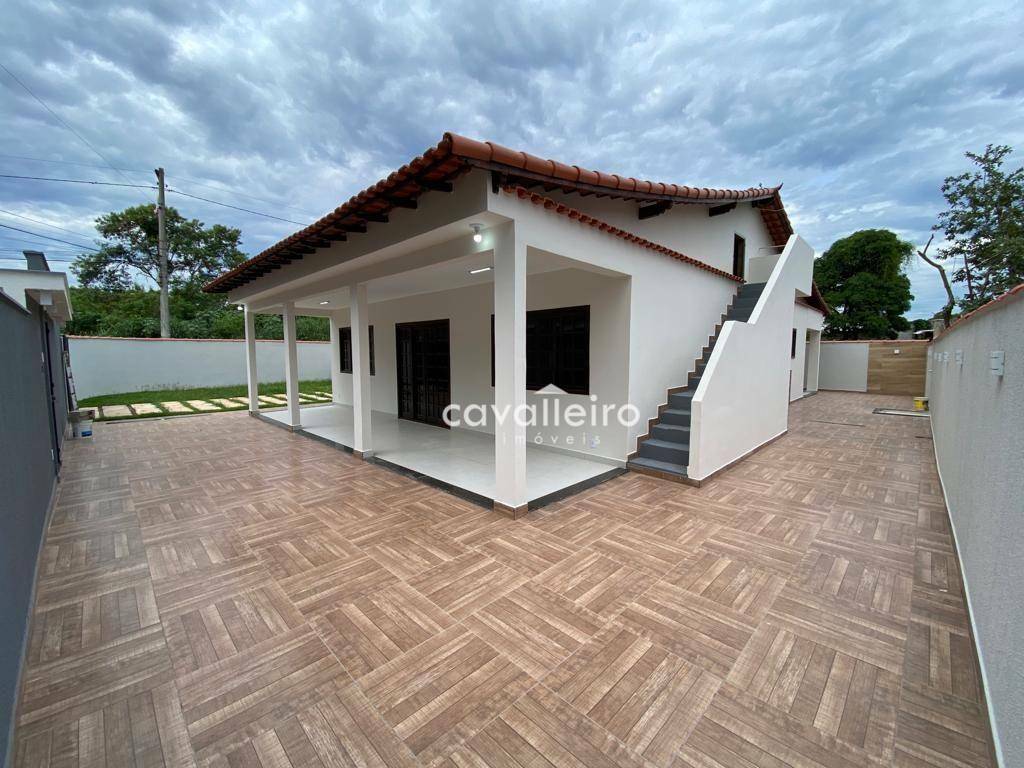 Casa à venda com 3 quartos, 165m² - Foto 1