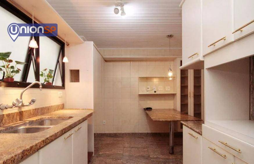 Apartamento à venda com 3 quartos, 210m² - Foto 19