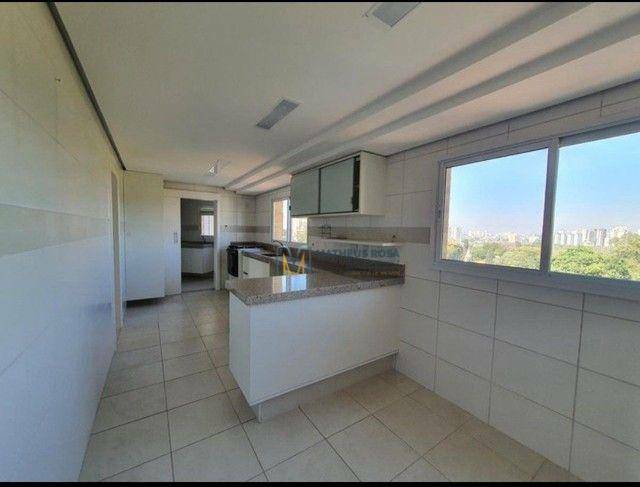 Apartamento para alugar com 3 quartos, 180m² - Foto 6