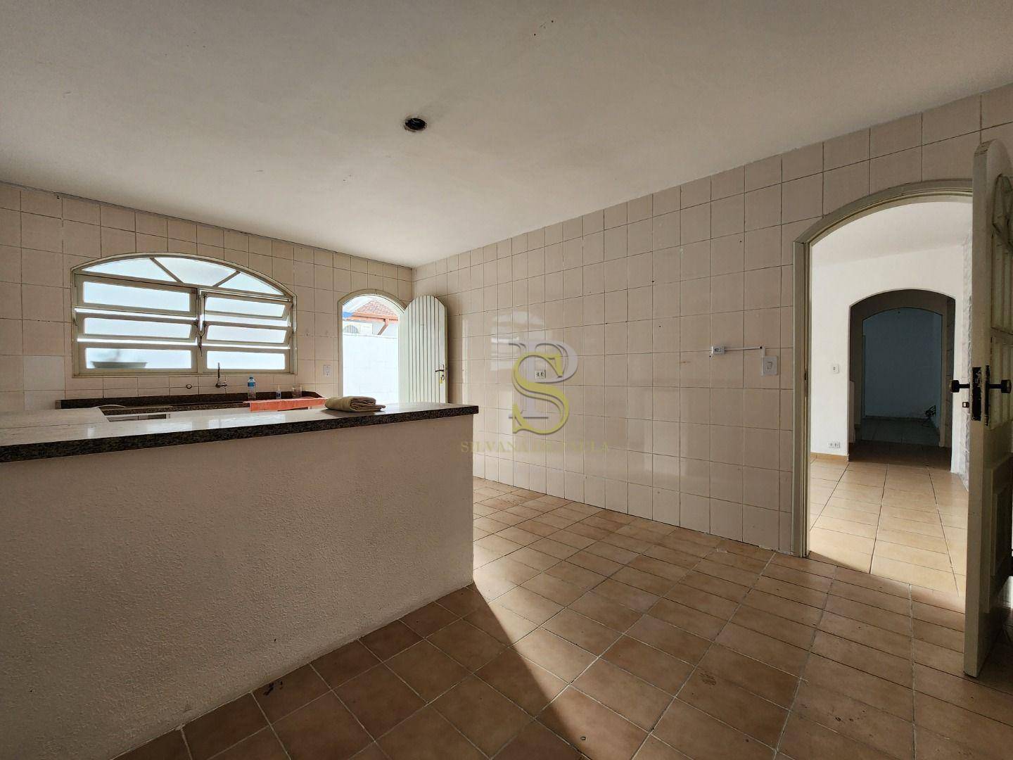 Casa à venda com 3 quartos, 250m² - Foto 6