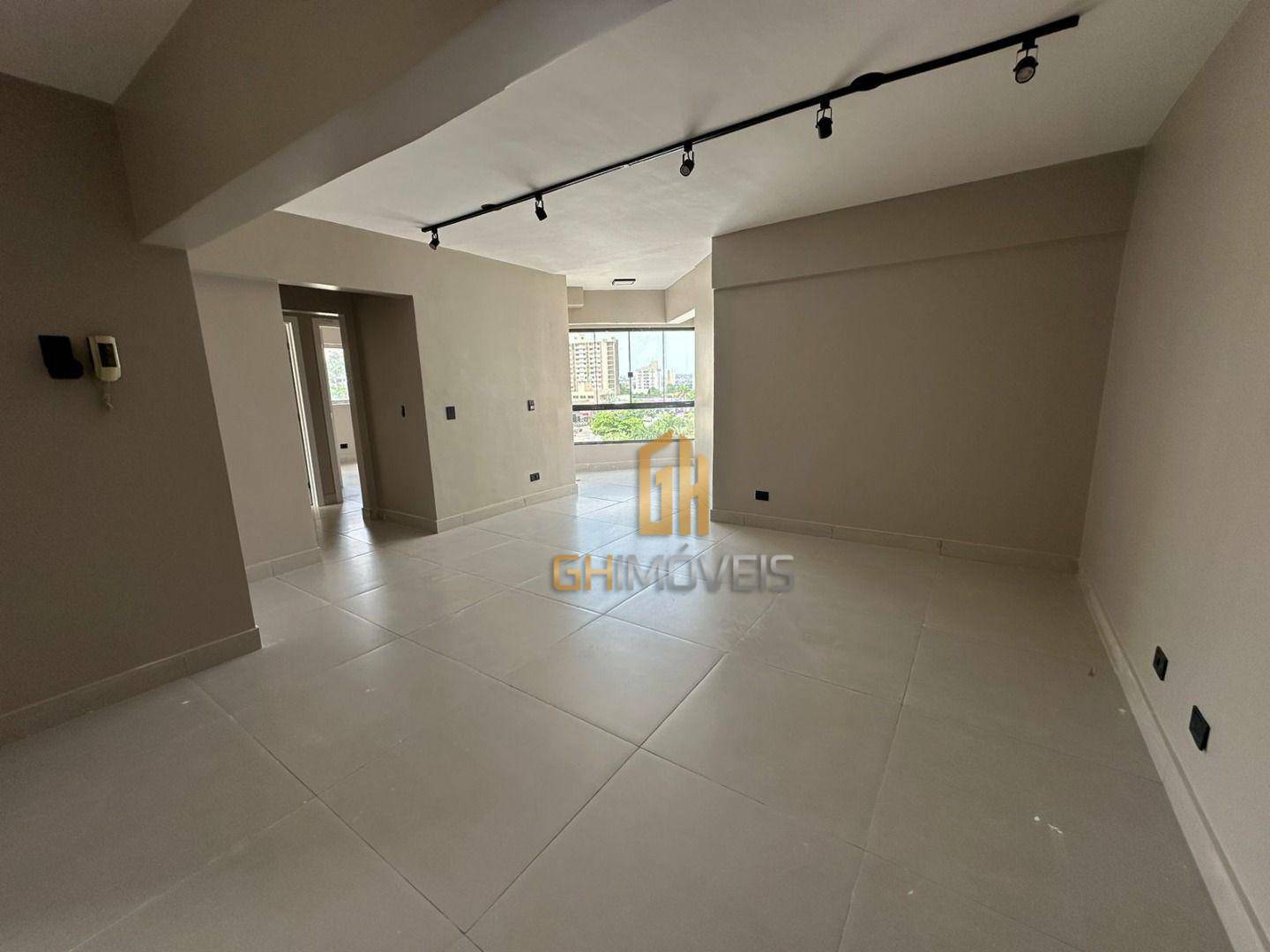 Apartamento à venda com 2 quartos, 92m² - Foto 3