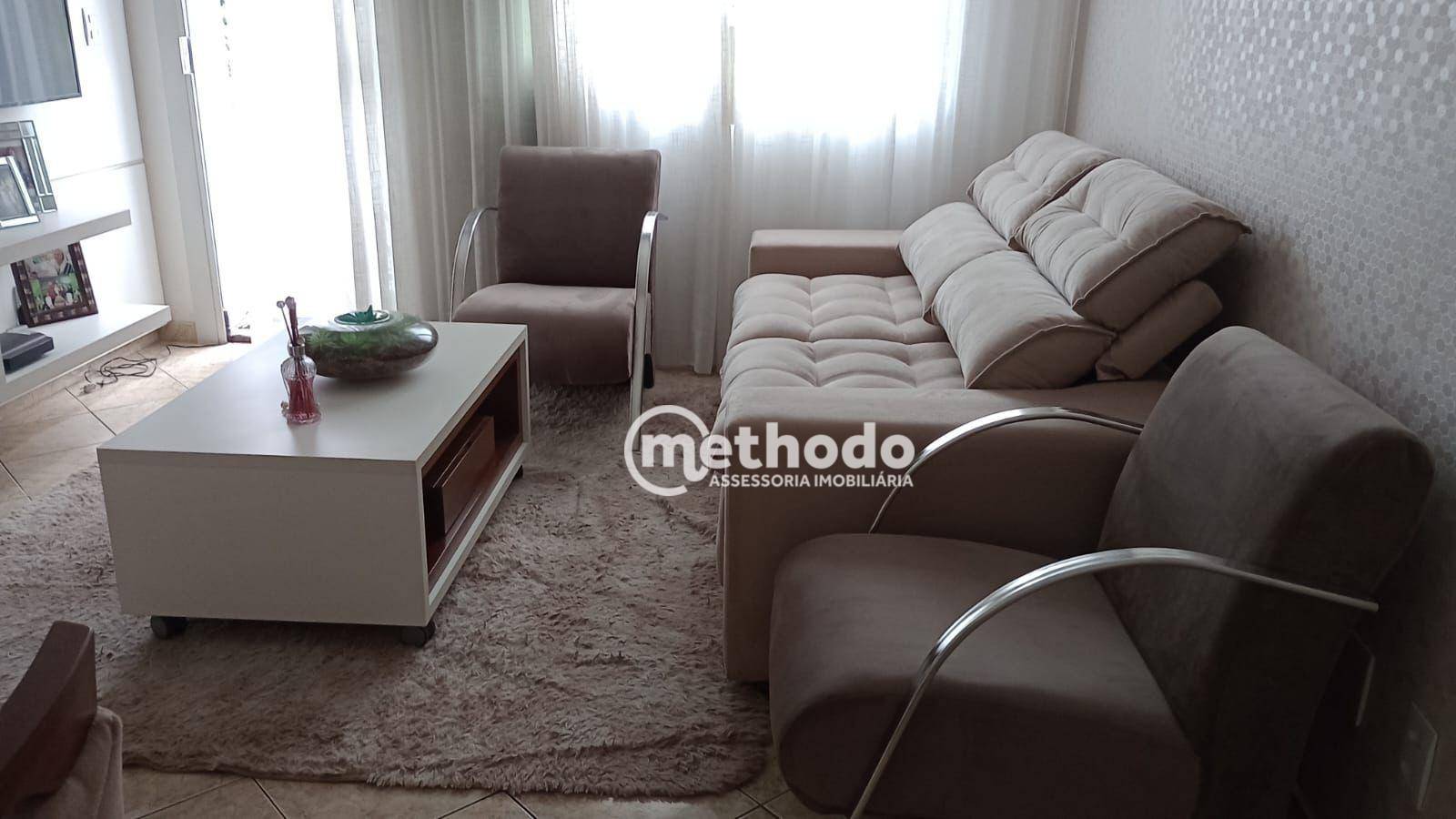 Apartamento à venda com 2 quartos, 70m² - Foto 1