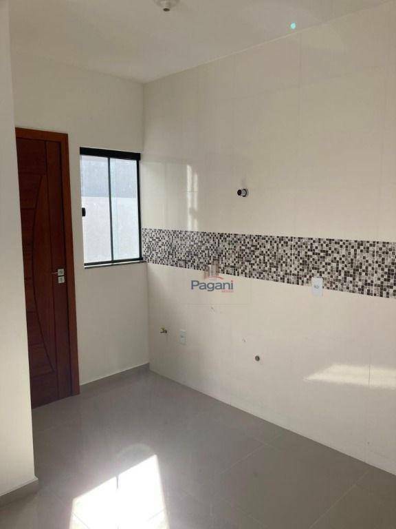 Casa à venda com 3 quartos, 95m² - Foto 8