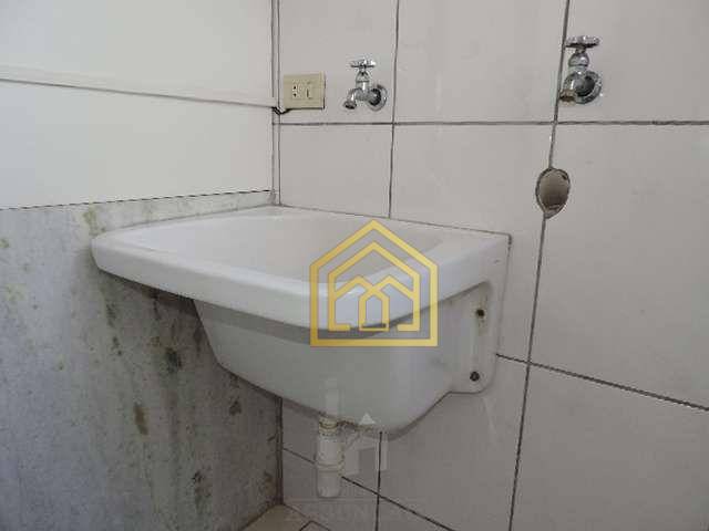 Apartamento à venda com 2 quartos, 58m² - Foto 19