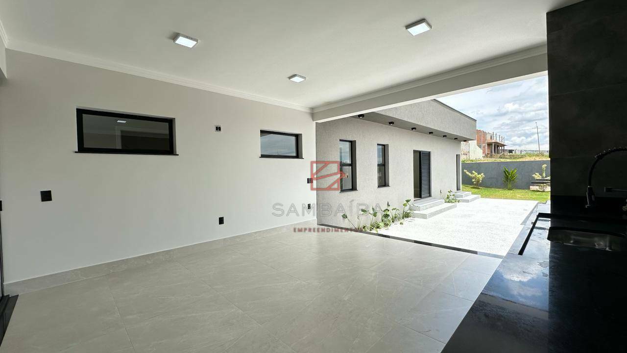 Casa à venda com 3 quartos, 204m² - Foto 26