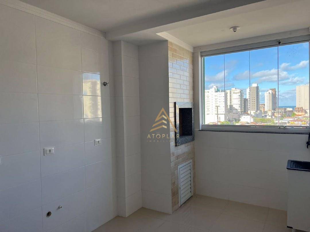 Apartamento para alugar com 3 quartos, 70m² - Foto 2