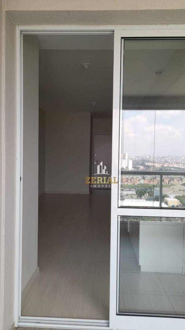 Apartamento para alugar com 2 quartos, 75m² - Foto 5