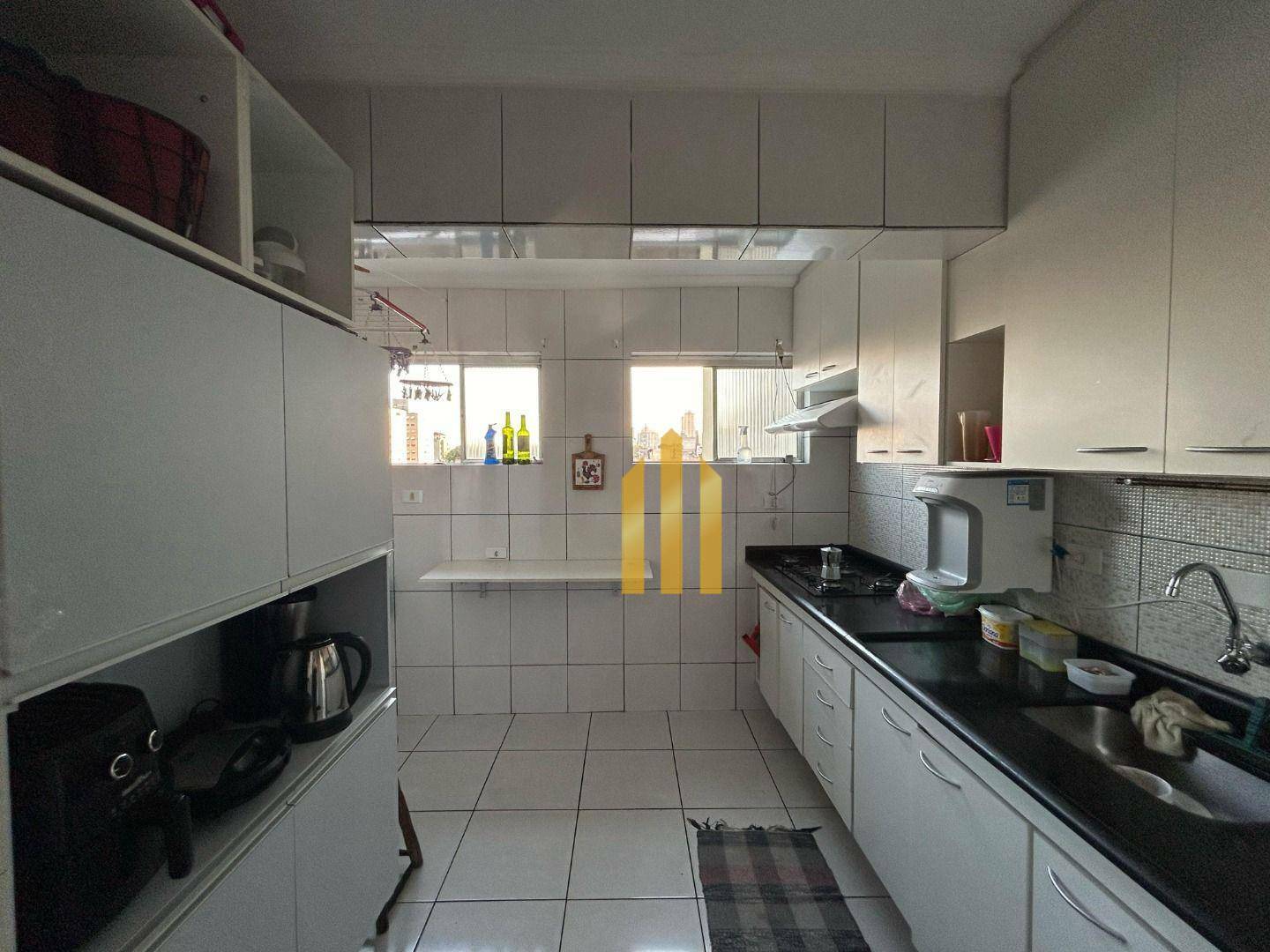 Apartamento à venda com 3 quartos, 74m² - Foto 4