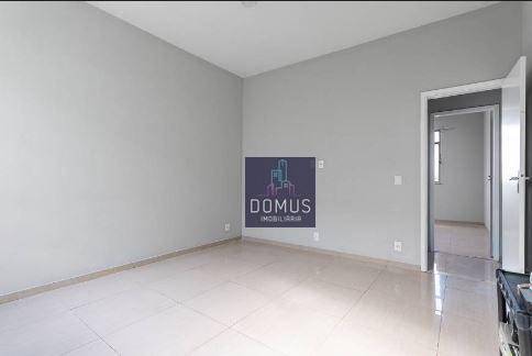 Apartamento à venda com 3 quartos, 105m² - Foto 4