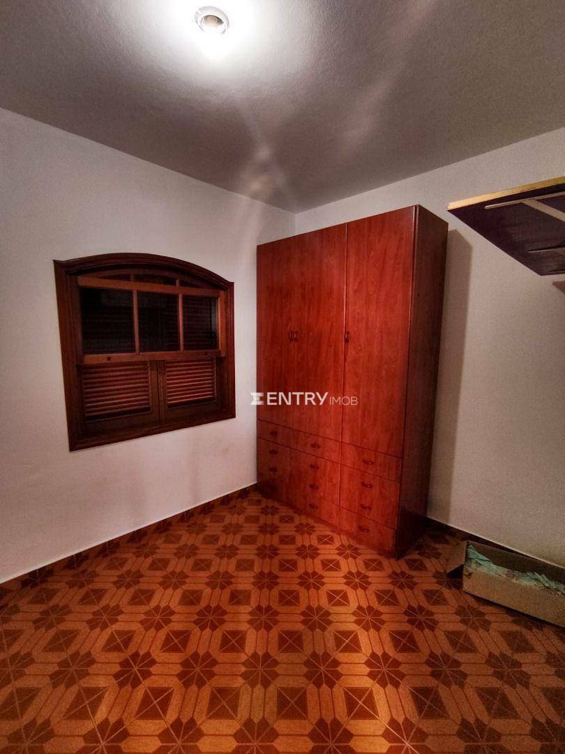 Casa à venda com 3 quartos, 230m² - Foto 20