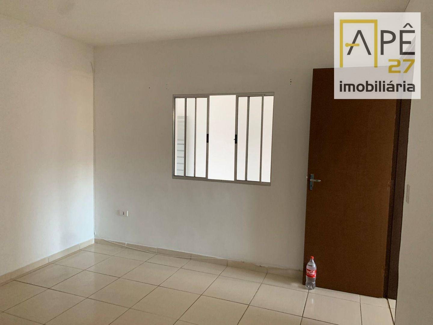 Casa para alugar com 1 quarto, 40m² - Foto 7