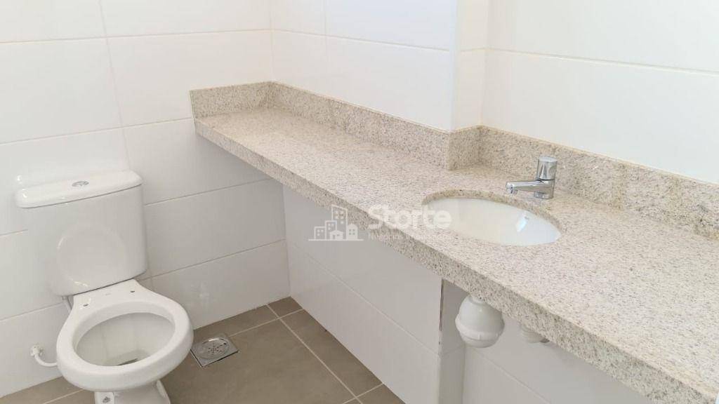 Apartamento à venda com 3 quartos, 136m² - Foto 9