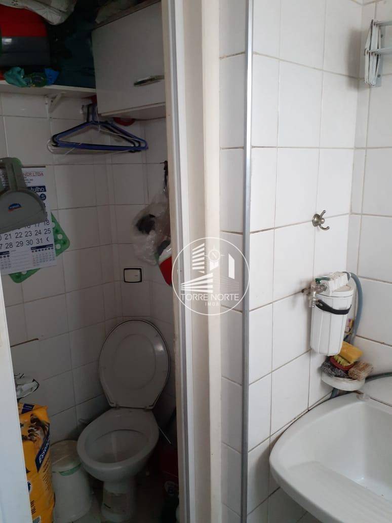 Apartamento à venda com 2 quartos, 68m² - Foto 5