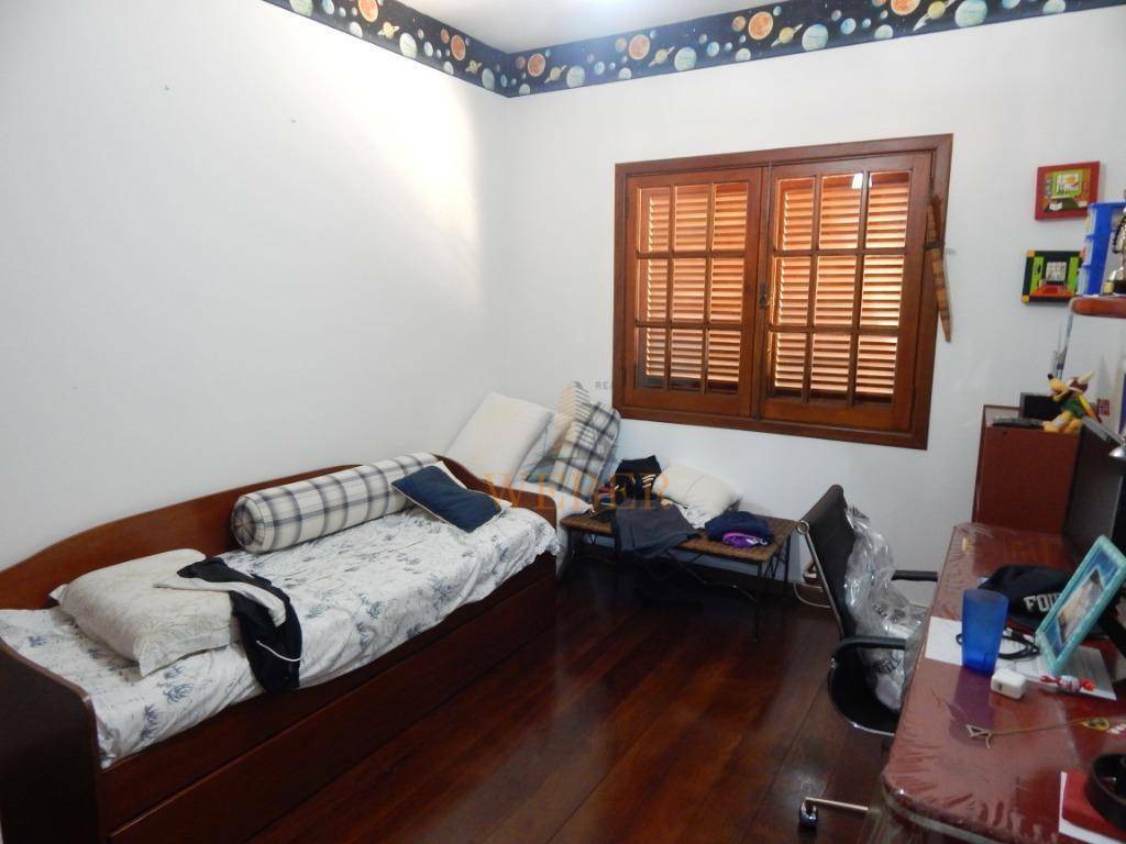 Casa de Condomínio à venda com 4 quartos, 460m² - Foto 23