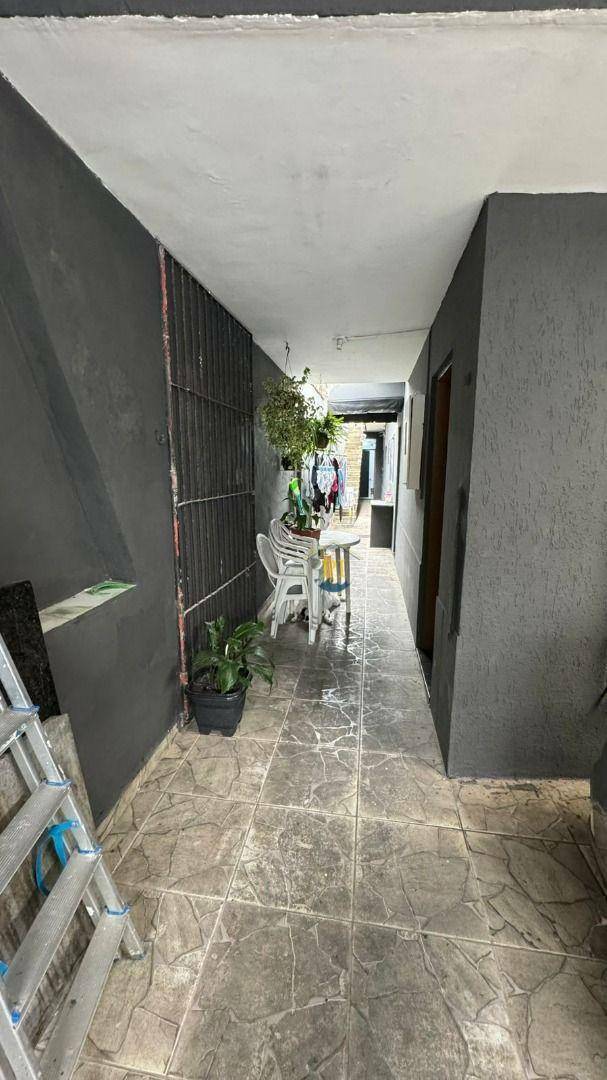 Casa à venda com 3 quartos, 90m² - Foto 5