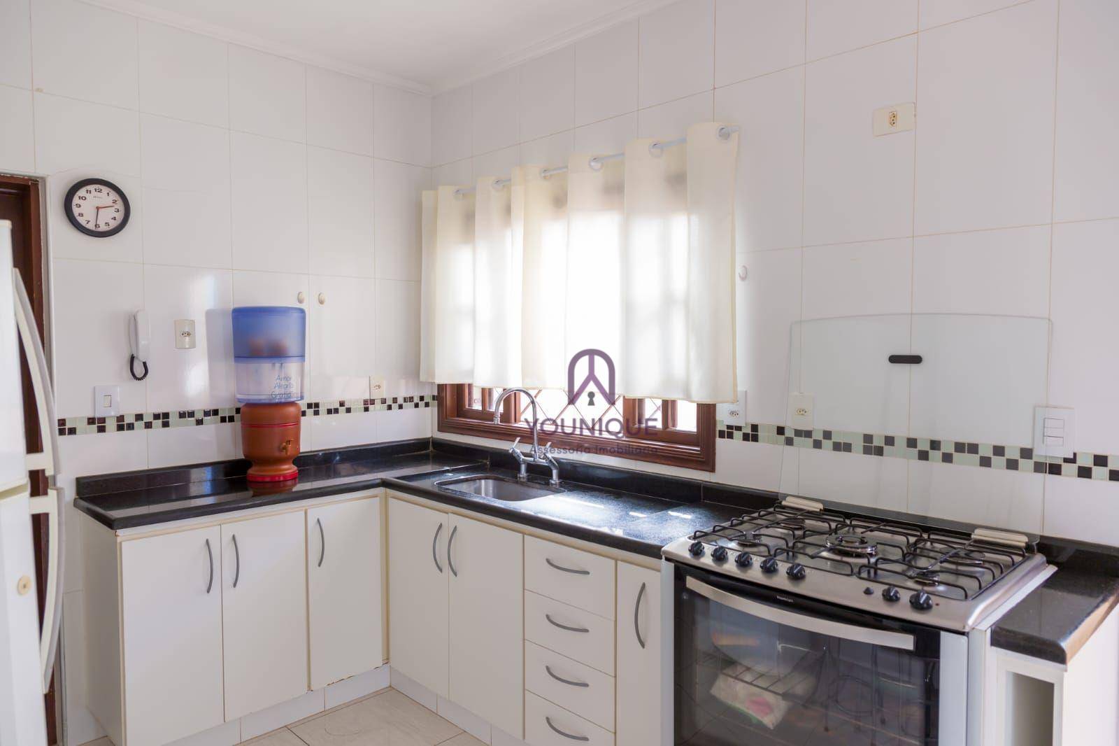 Casa à venda com 3 quartos, 219m² - Foto 32