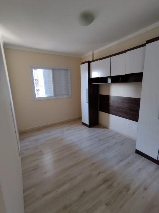 Apartamento à venda com 2 quartos, 64m² - Foto 10