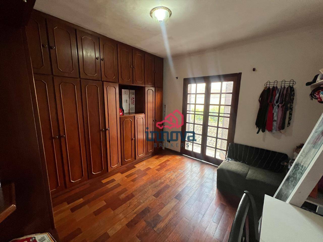 Sobrado à venda com 4 quartos, 230M2 - Foto 7