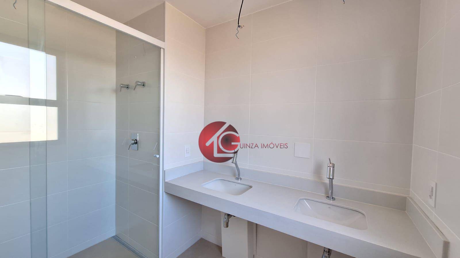 Apartamento à venda com 3 quartos, 200m² - Foto 15