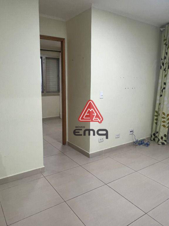 Apartamento à venda com 1 quarto, 33m² - Foto 12