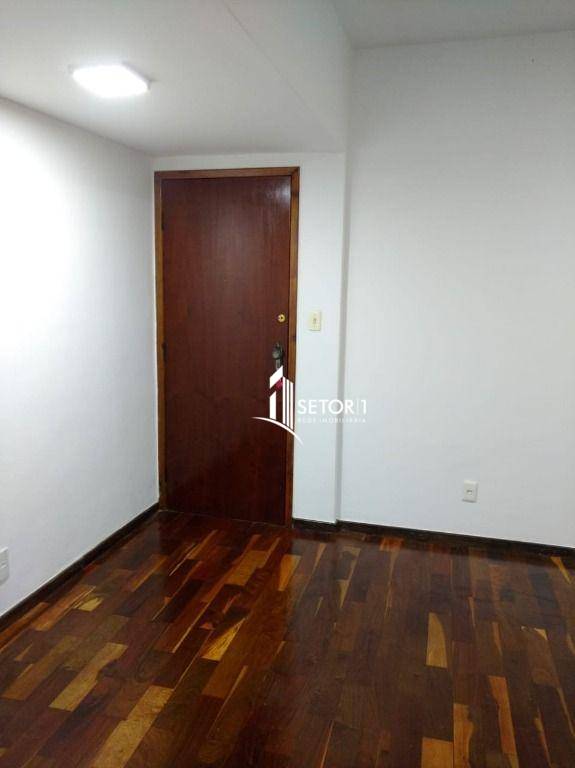 Apartamento para alugar com 3 quartos, 110m² - Foto 8
