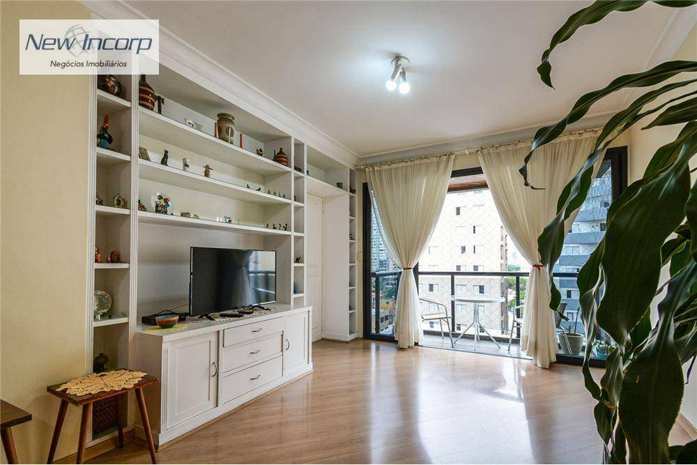 Apartamento à venda com 3 quartos, 115m² - Foto 1