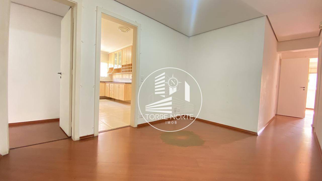 Apartamento à venda com 4 quartos, 200m² - Foto 11