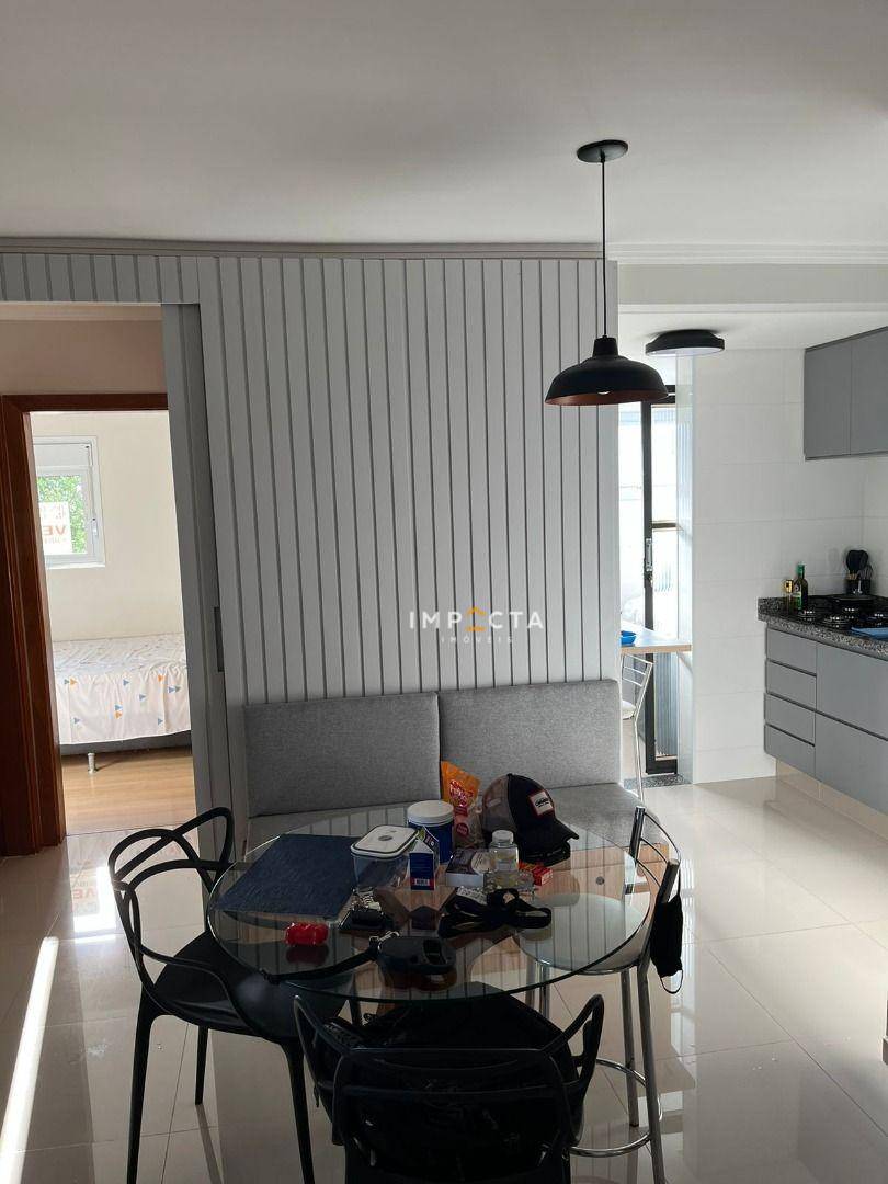 Apartamento à venda com 2 quartos, 70m² - Foto 6