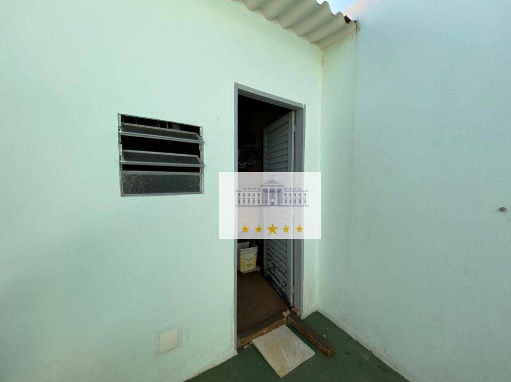 Casa à venda com 3 quartos, 181m² - Foto 14