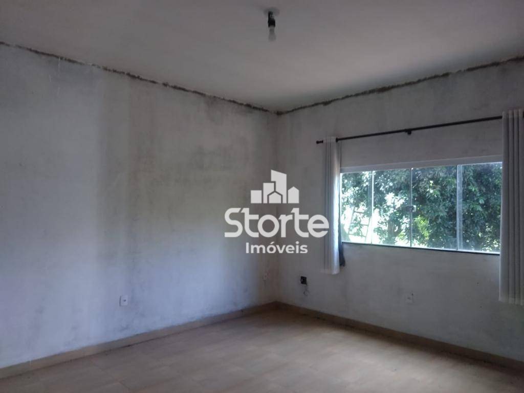 Chácara à venda com 3 quartos, 151m² - Foto 27