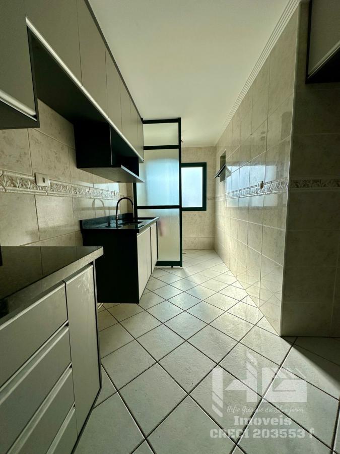 Apartamento à venda com 2 quartos, 65m² - Foto 6