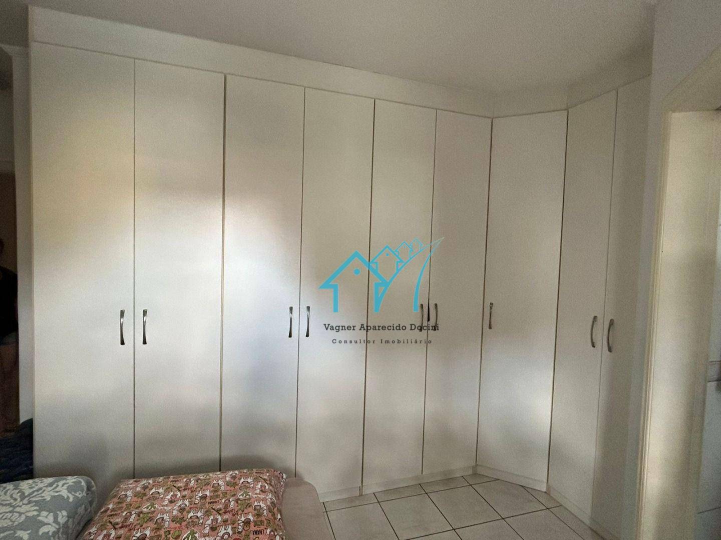 Apartamento à venda com 3 quartos, 107m² - Foto 11