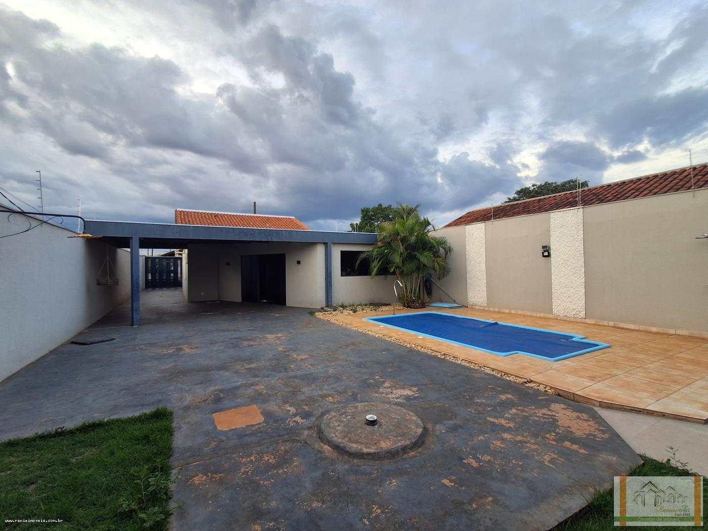 Casa à venda com 3 quartos, 450m² - Foto 8