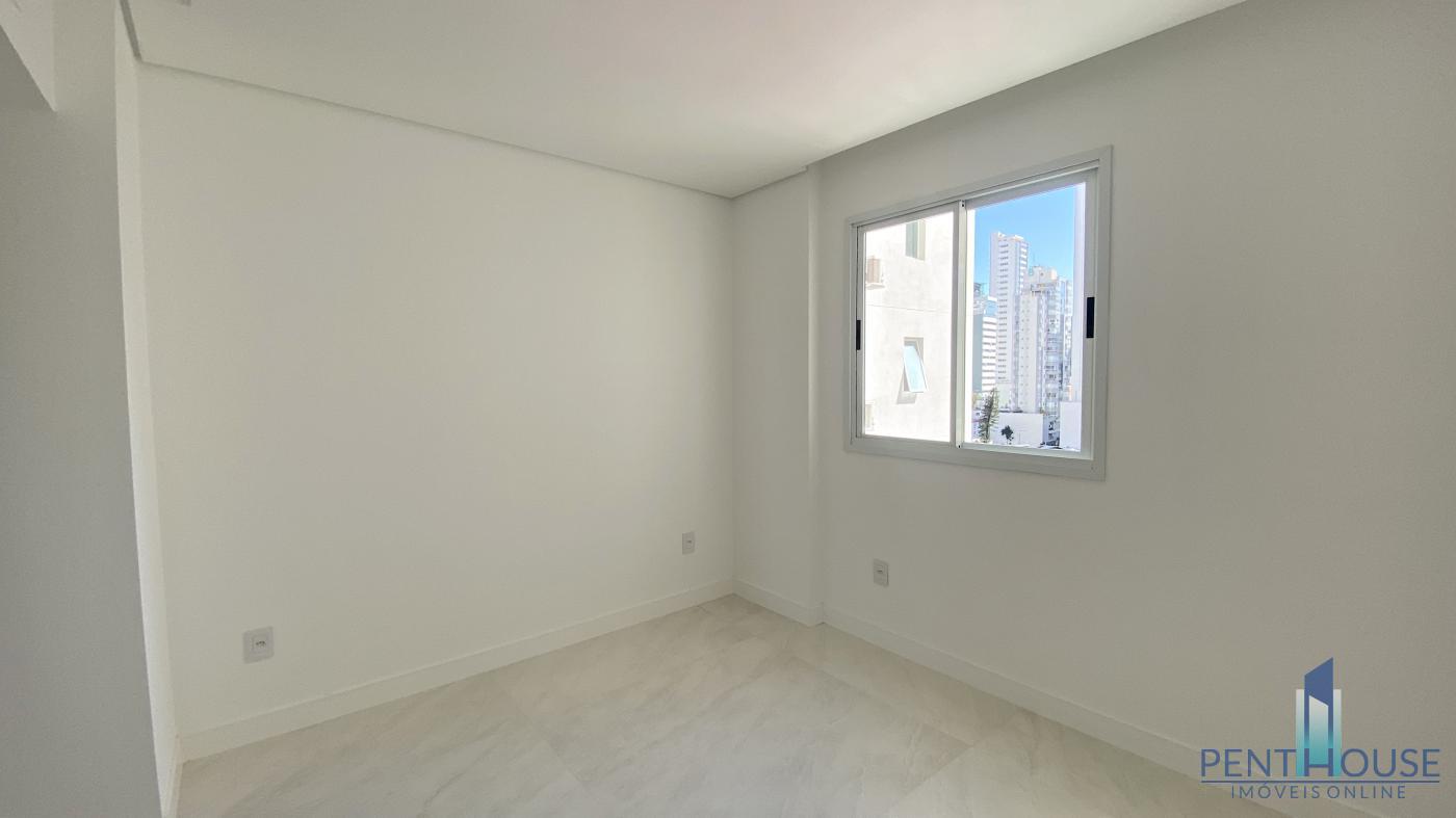 Apartamento à venda com 4 quartos, 145m² - Foto 25