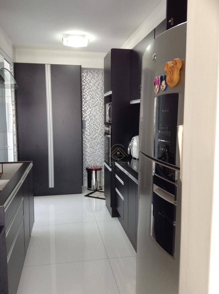 Apartamento à venda com 3 quartos, 119m² - Foto 2