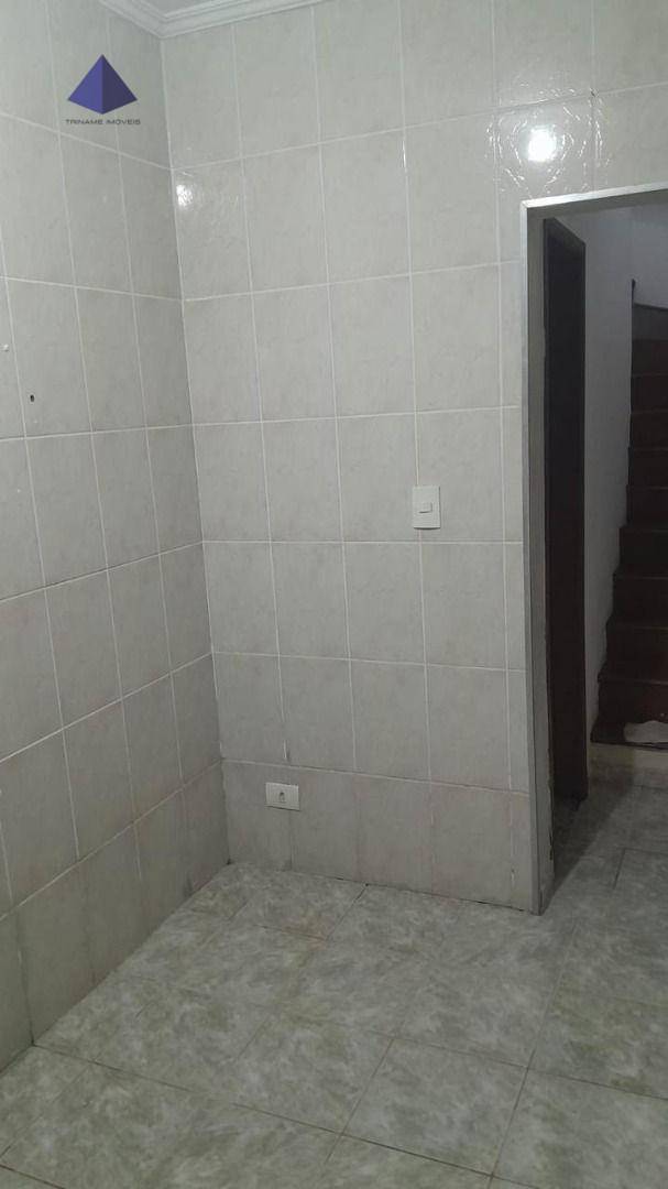 Sobrado à venda com 2 quartos, 75m² - Foto 32