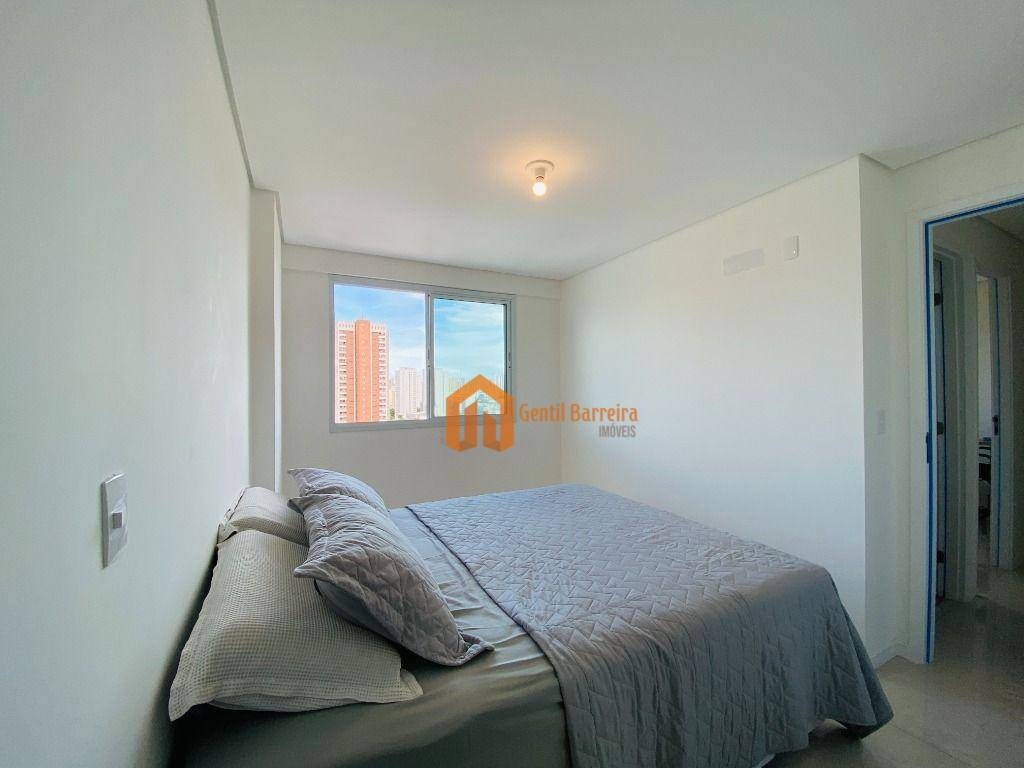 Apartamento à venda com 2 quartos, 66m² - Foto 20