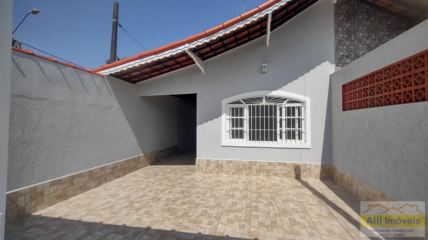 Casa à venda com 2 quartos, 80m² - Foto 4