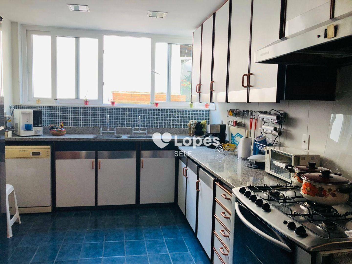 Casa de Condomínio à venda com 3 quartos, 260m² - Foto 15