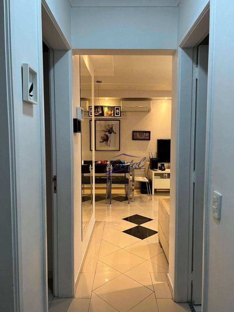 Apartamento à venda com 3 quartos, 76m² - Foto 4