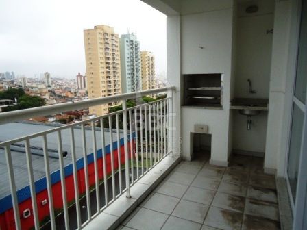 Apartamento à venda com 2 quartos, 66m² - Foto 3