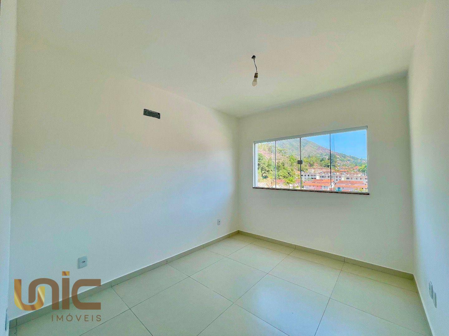 Casa à venda com 3 quartos, 211m² - Foto 16