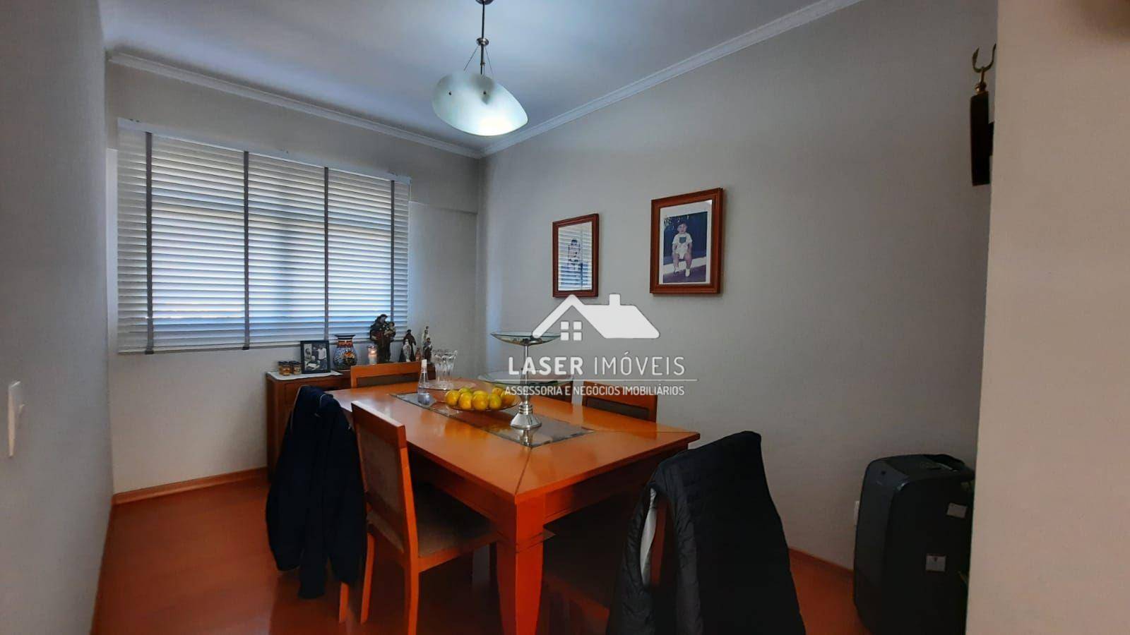 Apartamento à venda com 3 quartos, 111m² - Foto 4