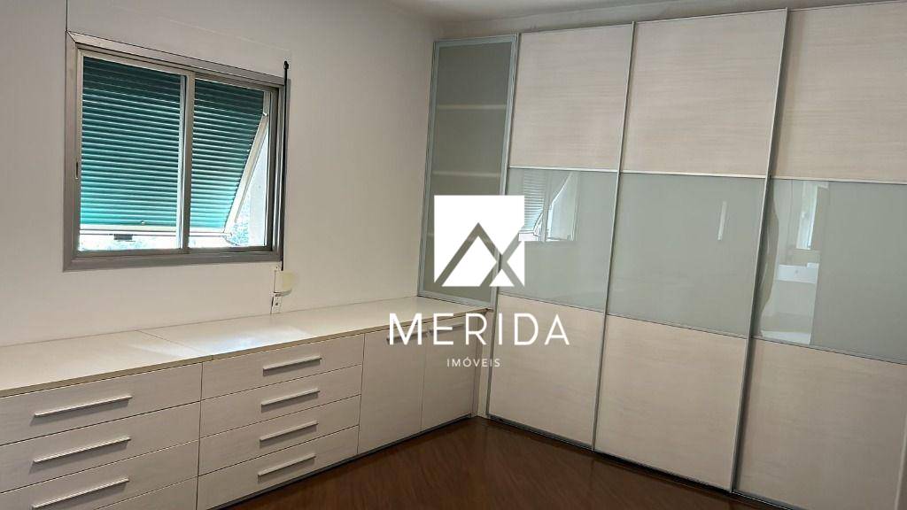 Apartamento à venda com 3 quartos, 135m² - Foto 8