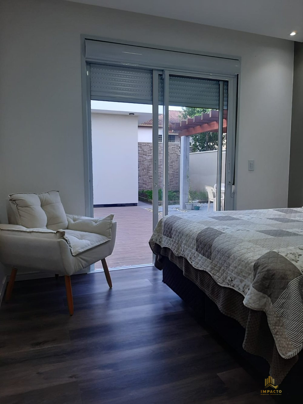 Casa à venda com 3 quartos, 131m² - Foto 18