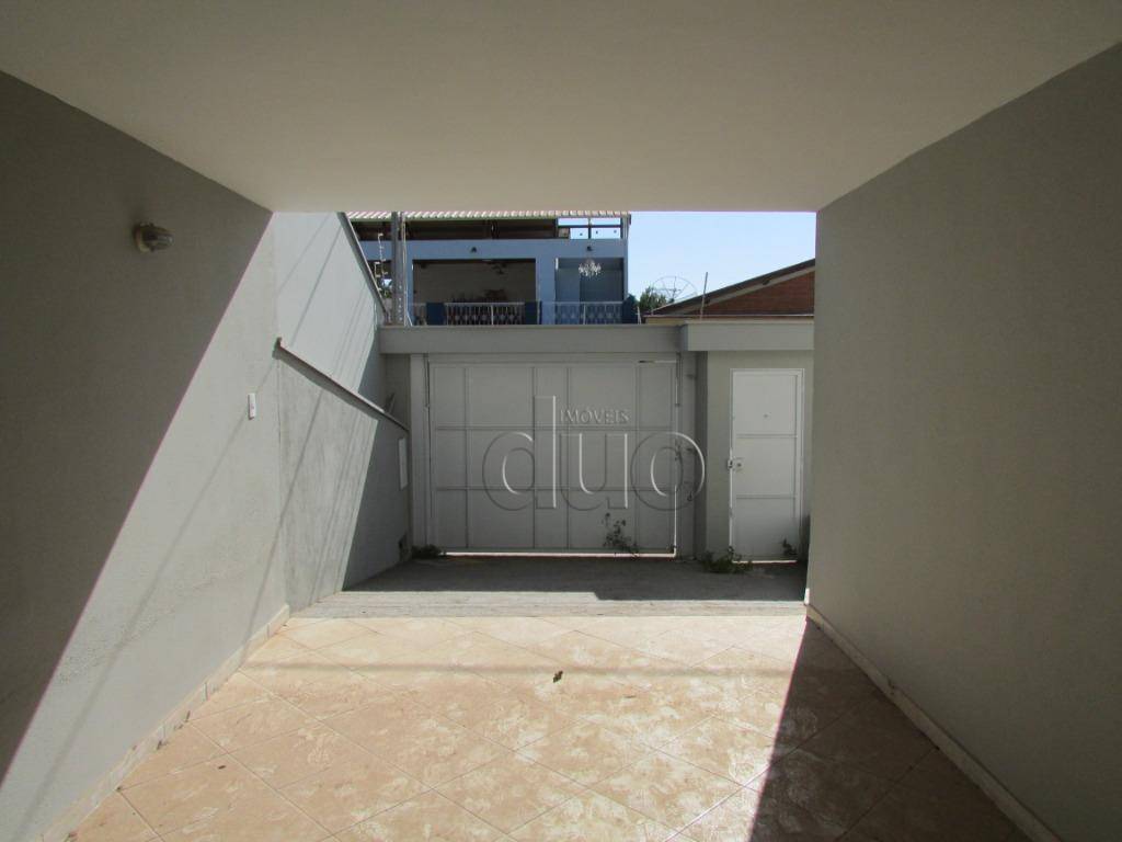 Casa para alugar com 3 quartos, 130m² - Foto 8