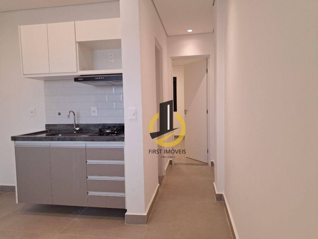 Apartamento para alugar com 1 quarto, 27m² - Foto 1